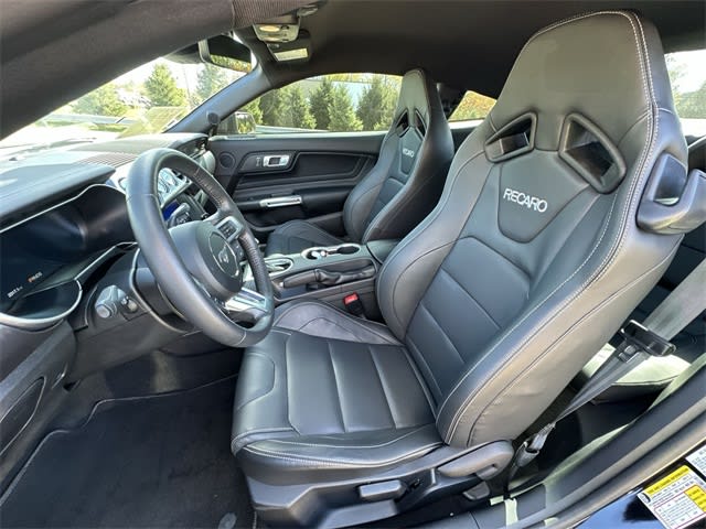 Thumbnail: 2022 Ford Mustang - 10