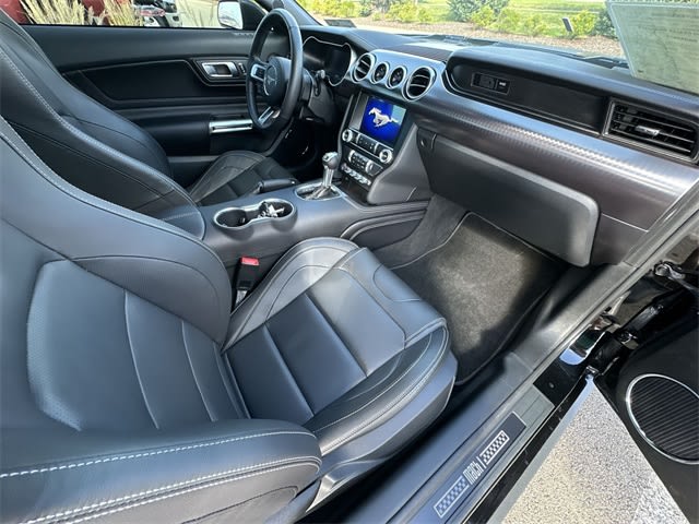 Thumbnail: 2022 Ford Mustang - 11