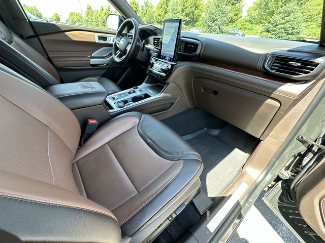 Thumbnail: 2023 Ford Explorer - 27