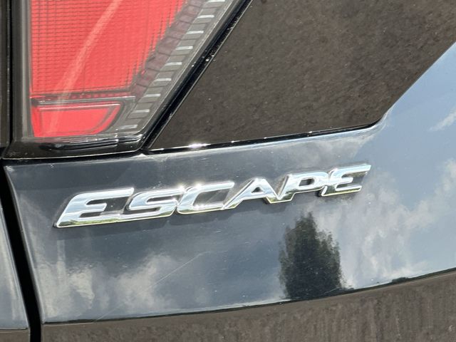 Thumbnail: 2018 Ford Escape - 7