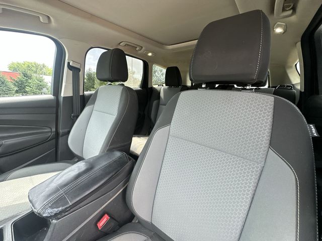 Thumbnail: 2017 Ford Escape - 9