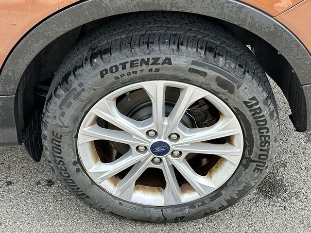 Thumbnail: 2017 Ford Escape - 8