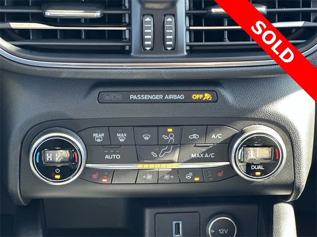 Thumbnail: 2020 Ford Escape - 25