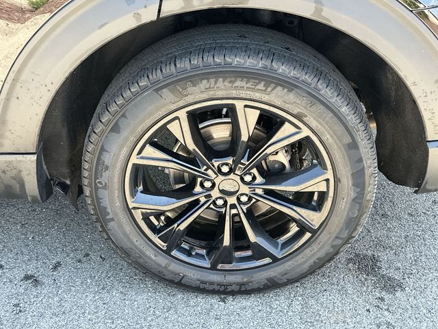 Thumbnail: 2023 Ford Explorer - 8