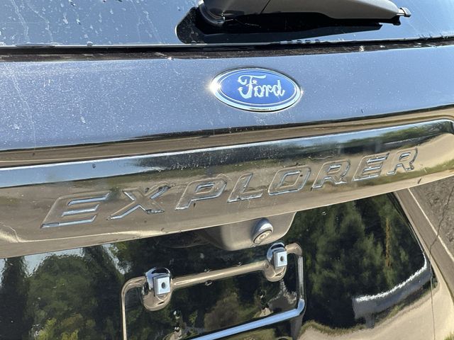 Thumbnail: 2023 Ford Explorer - 7