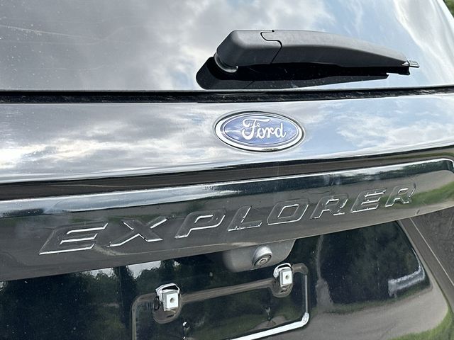 Thumbnail: 2023 Ford Explorer - 7