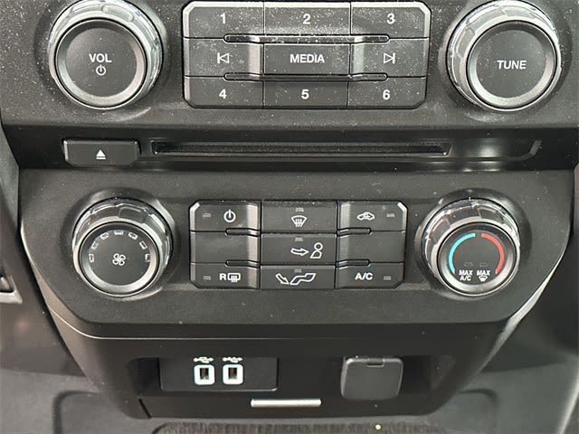 2017 Ford F-150 XLT 19