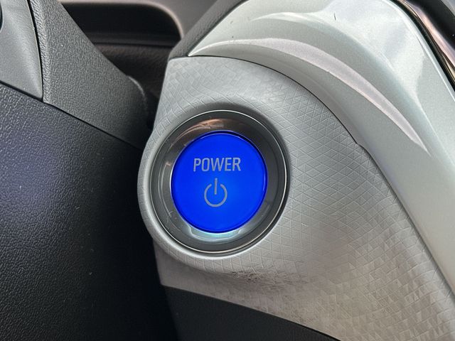 Thumbnail: 2021 Chevrolet Bolt EV - 15
