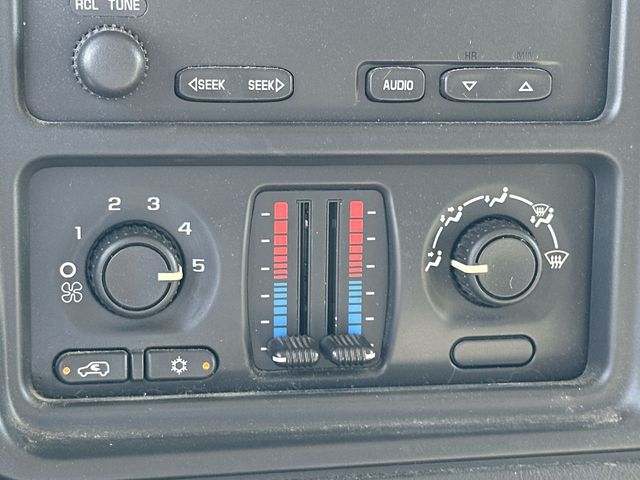 Thumbnail: 2003 Chevrolet Silverado 1500 - 15