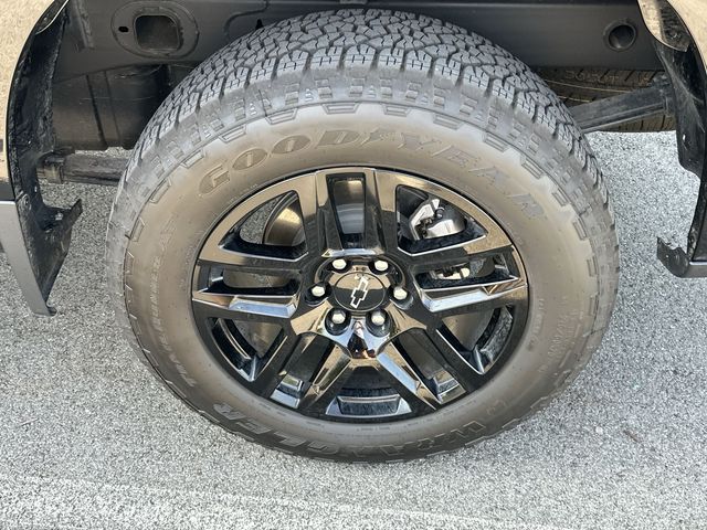 Thumbnail: 2026 Chevrolet Silverado 1500 - 8