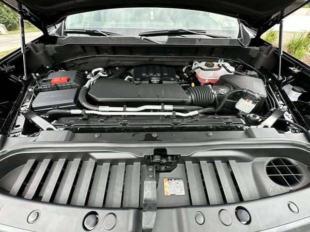 Thumbnail: 2026 Chevrolet Silverado 1500 - 9
