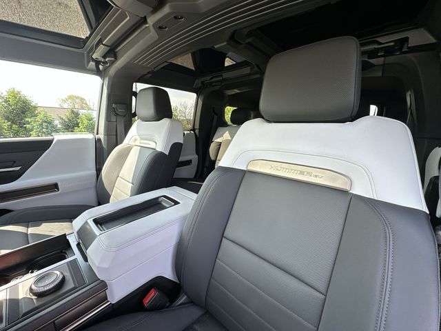 Thumbnail: 2024 GMC Hummer EV - 9
