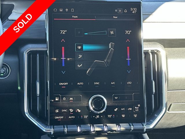 Thumbnail: 2024 GMC Acadia - 23