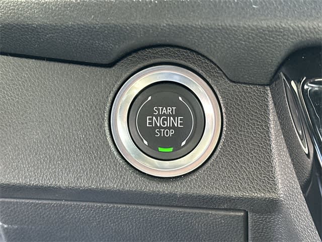 Thumbnail: 2025 Chevrolet Traverse - 18