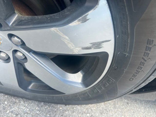 Thumbnail: 2019 Chevrolet Traverse - 4