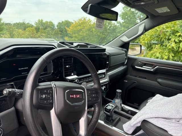 Thumbnail: 2023 GMC Sierra 1500 - 2