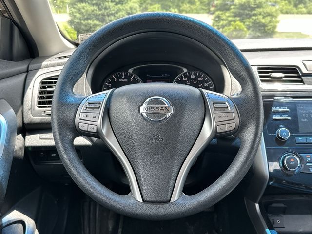 Thumbnail: 2015 Nissan Altima - 2