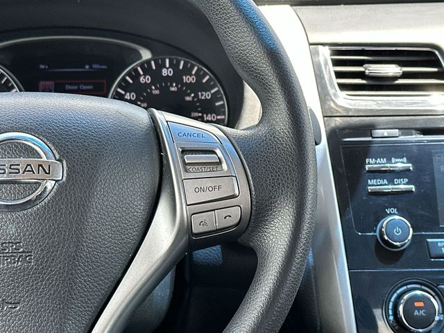 Thumbnail: 2015 Nissan Altima - 15