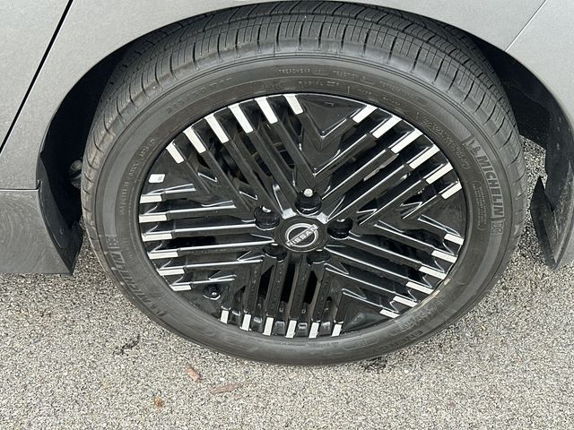 Thumbnail: 2025 Nissan Leaf - 8