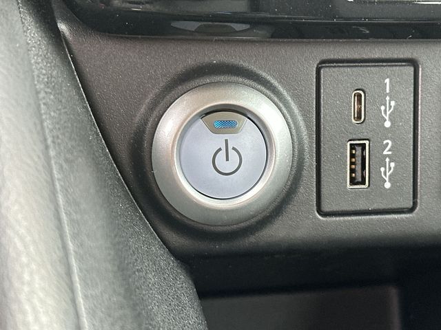 Thumbnail: 2025 Nissan Leaf - 16