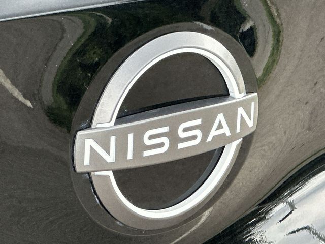 Thumbnail: 2025 Nissan Leaf - 7