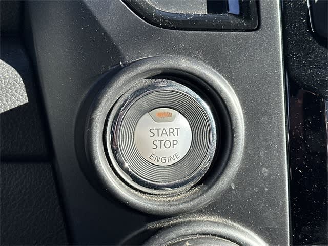 Thumbnail: 2023 Nissan Titan - 17