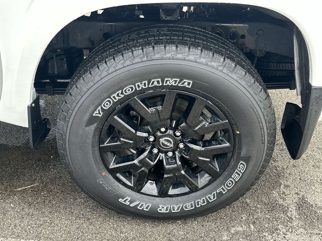 Thumbnail: 2023 Nissan Frontier - 8