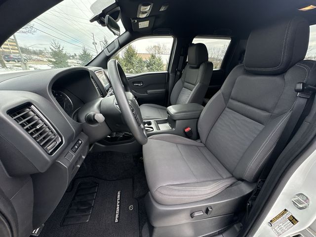 Thumbnail: 2023 Nissan Frontier - 11