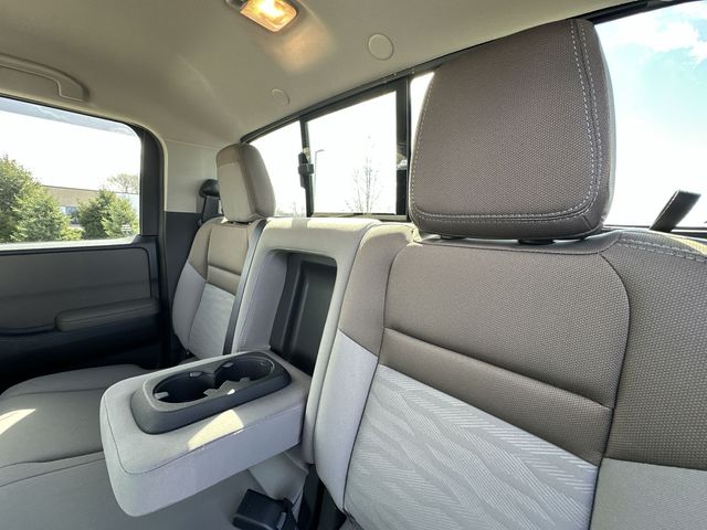 Thumbnail: 2023 Nissan Frontier - 9