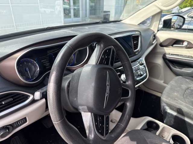 Thumbnail: 2017 Chrysler Pacifica - 2