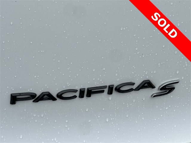 Thumbnail: 2021 Chrysler Pacifica - 32