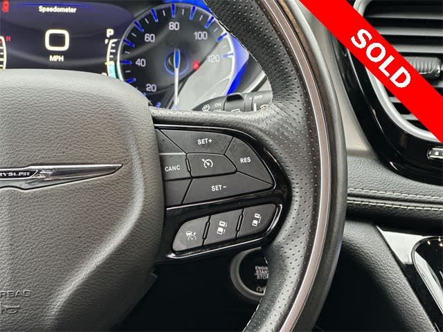 Thumbnail: 2021 Chrysler Pacifica - 19