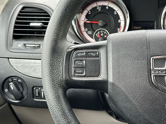 Thumbnail: 2019 Dodge Grand Caravan - 15