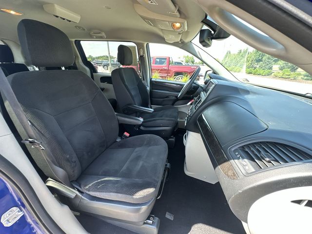 Thumbnail: 2019 Dodge Grand Caravan - 23