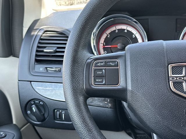 Thumbnail: 2019 Dodge Grand Caravan - 17
