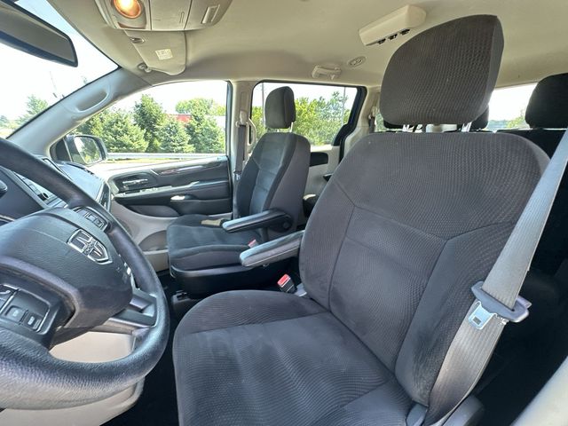 Thumbnail: 2019 Dodge Grand Caravan - 10