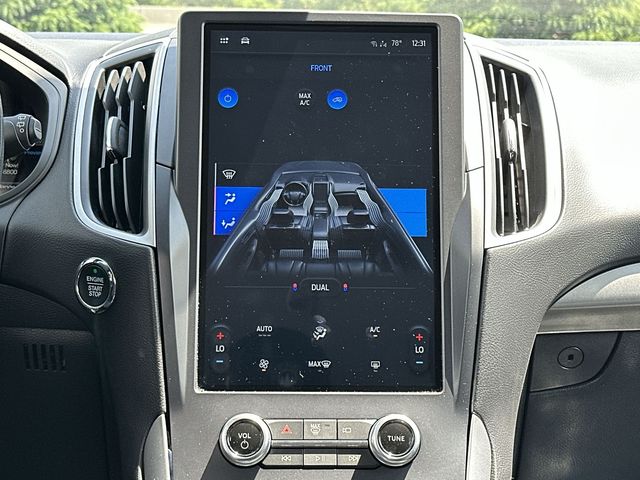 Thumbnail: 2022 Ford Edge - 23