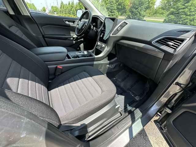 Thumbnail: 2022 Ford Edge - 25