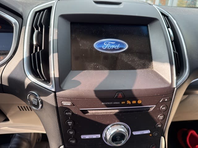 Thumbnail: 2019 Ford Edge - 7