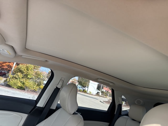 Thumbnail: 2019 Ford Edge - 8