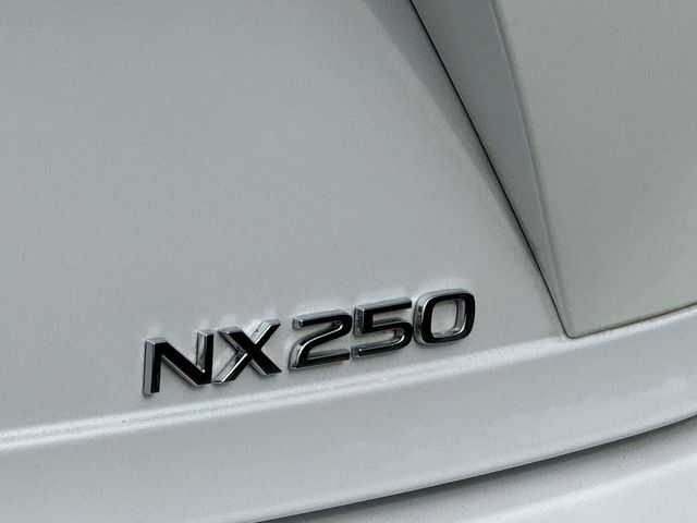 Thumbnail: 2024 Lexus ES - 7