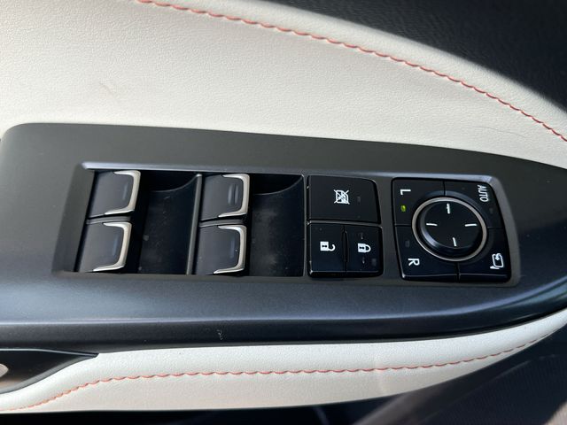 Thumbnail: 2024 Lexus ES - 25