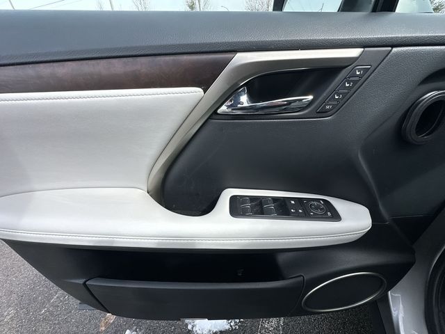 Thumbnail: 2022 Lexus RX - 27