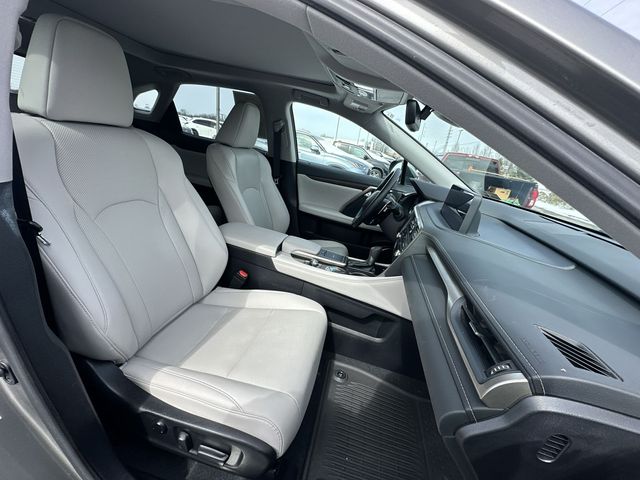 Thumbnail: 2022 Lexus RX - 28