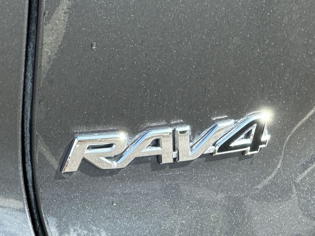 Thumbnail: 2023 Toyota RAV4 - 21