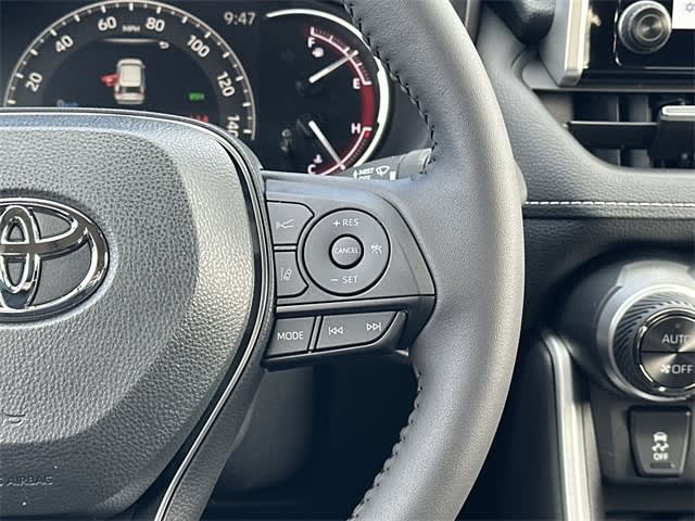 Thumbnail: 2025 Toyota RAV4 - 18