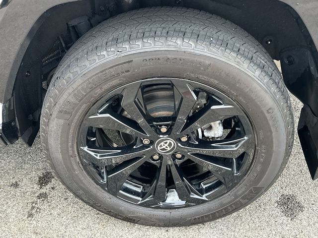Thumbnail: 2024 Toyota RAV4 - 8