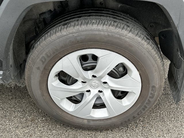 Thumbnail: 2025 Toyota RAV4 - 8