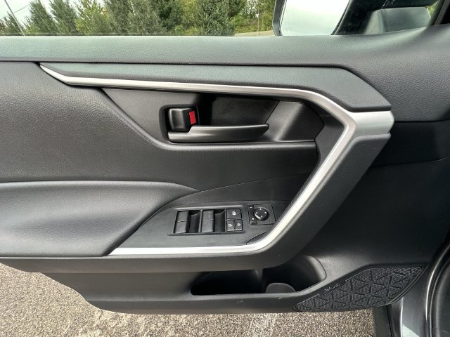 Thumbnail: 2024 Toyota RAV4 - 24