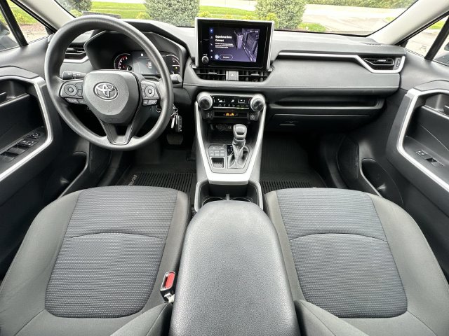 Thumbnail: 2024 Toyota RAV4 - 14